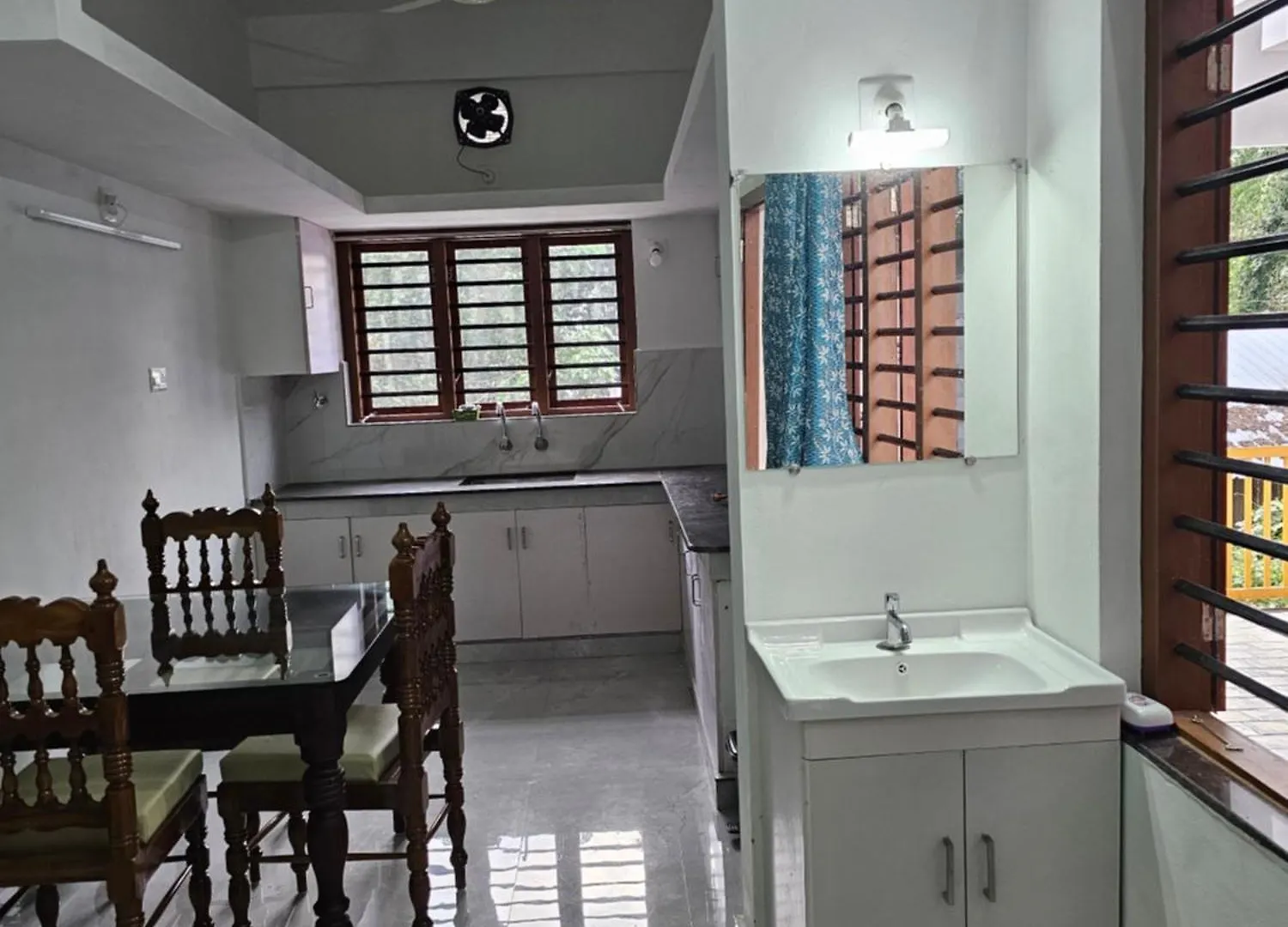 Zeal Homes And Apartments Koothattukulam Kuttāttukulam