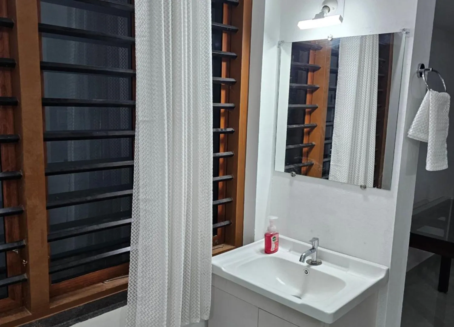 Zeal Homes And Apartments Koothattukulam Kuttattukulam