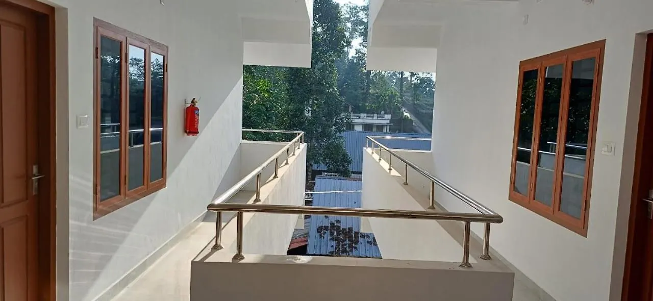 Zeal Homes And Apartments Koothattukulam Kuttattukulam 0*,